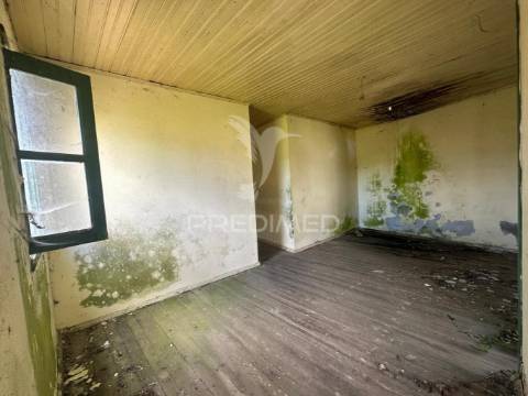 Moradia para restauro