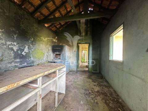 Moradia para restauro