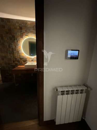 Moradia t4 com piscina em zona premium