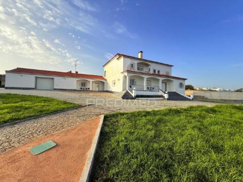 Quinta t5 elvas com piscina