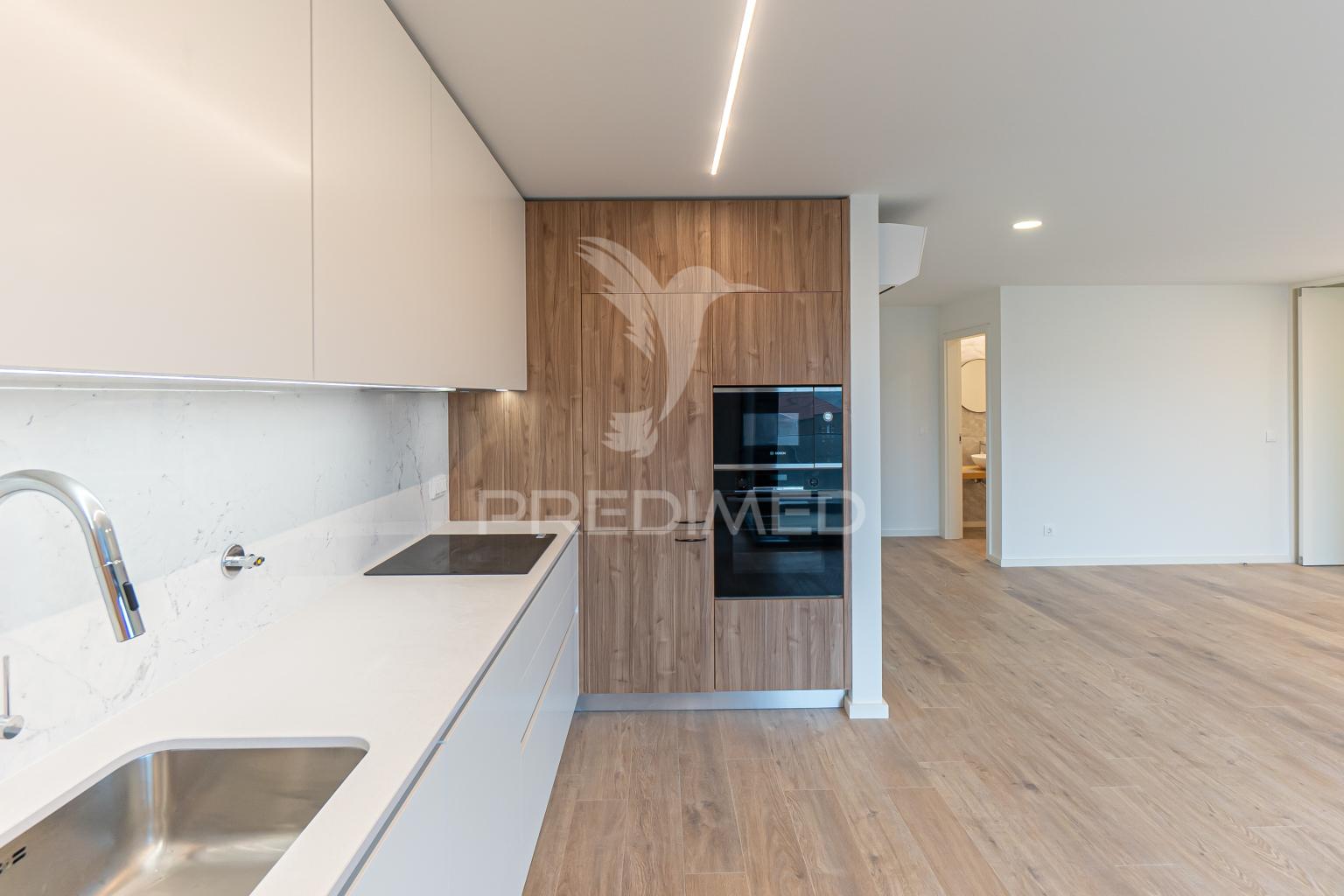 Apartamento t3 novo – candal – v.n de gaia