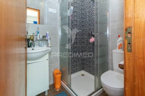 Apartamento t3 na rua antónio nobre -  cacilhas -  almada - 325.000 €