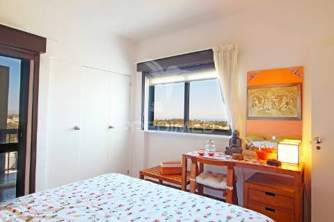 T1 com vista-mar no vila magna – 5.º piso com varanda solarenga