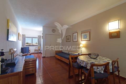 T1 com vista-mar no vila magna – 5.º piso com varanda solarenga