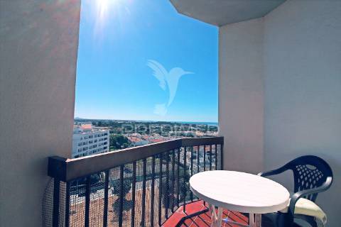 T1 com vista-mar no vila magna – 5.º piso com varanda solarenga