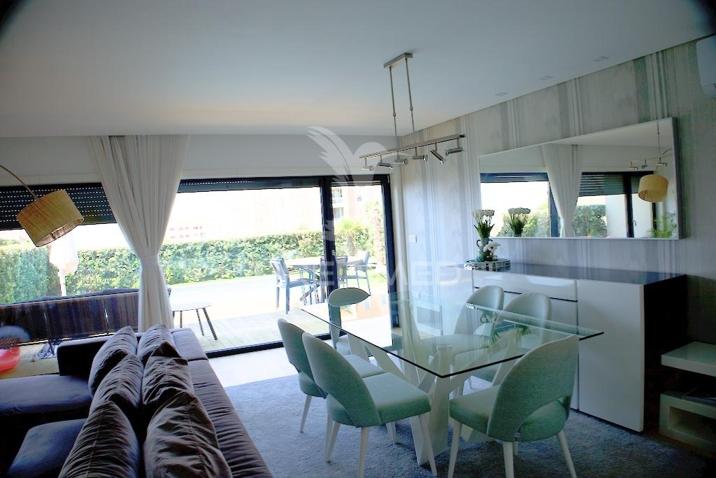 Vende-se moradia com piscina v3 leça palmeira praia