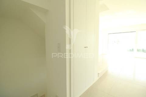 Moradia t3+1, charneca de caparica