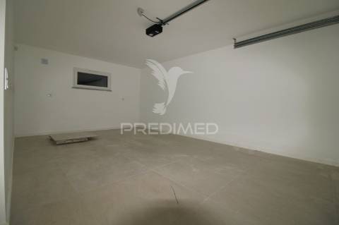 Moradia t3+1, charneca de caparica