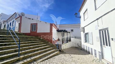 Moradia tradicional t2 no coração de ferragudo