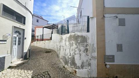 Moradia tradicional t2 no coração de ferragudo