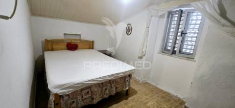 Moradia tradicional t2 no coração de ferragudo