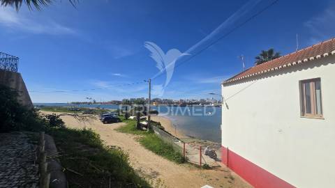 Moradia tradicional t2 no coração de ferragudo