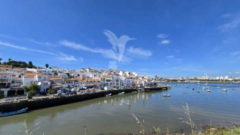 Moradia tradicional t2 no coração de ferragudo