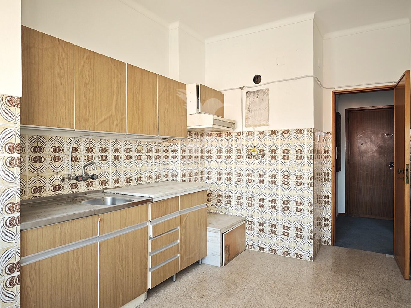 Apartamento t2 a 150m da estação, em algueirão