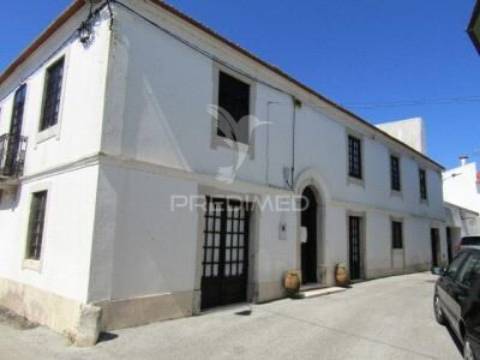 Moradia t5 / montemor-o-velho