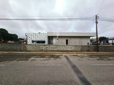 Moradia isolada t3 c/pérgula e 2 suites - pinhal do general