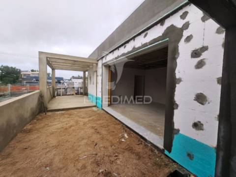 Moradia isolada t3 c/pérgula e 2 suites - pinhal do general