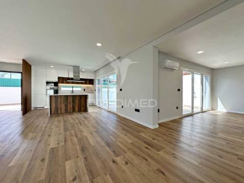 Moradia isolada t3 c/pérgula e 2 suites - pinhal do general