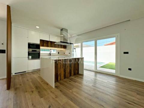 Moradia isolada t3 c/pérgula e 2 suites - pinhal do general