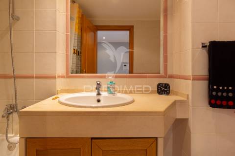 Apartamento t2  com suíte - santa marta do  pinhal - corroios - 289.900 €