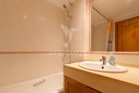 Apartamento t2  com suíte - santa marta do  pinhal - corroios - 289.900 €