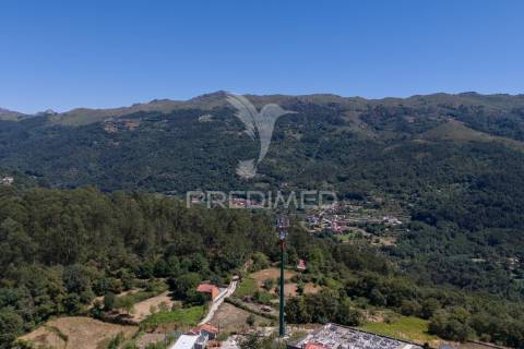 Terreno urbano- cibões & brufe