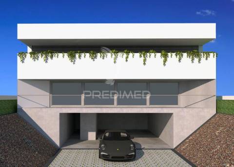 Terreno para construção de moradia 4 frentes em grijó, vila nova de gaia ver id 44868