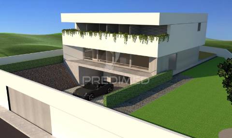 Terreno para construção de moradia 4 frentes em grijó, vila nova de gaia ver id 44868