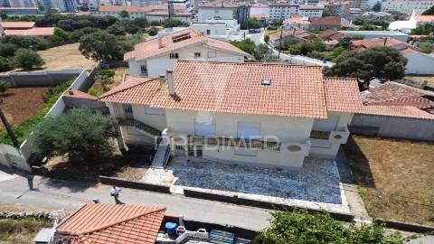 Moradia de sonho no centro de fátima