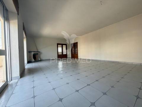 Moradia de sonho no centro de fátima