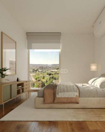 T2 orientação nascente (edifício nasoni porto)