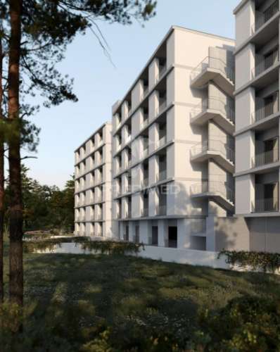 T2 orientação poente  (edifício nasoni porto)