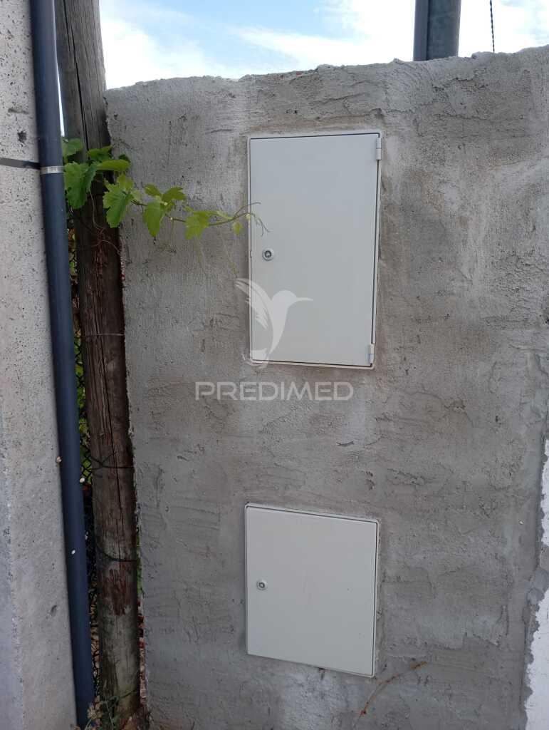 Quinta t1  área  12400 m2 a 4 km almeirim e 50 minutos de lisboa