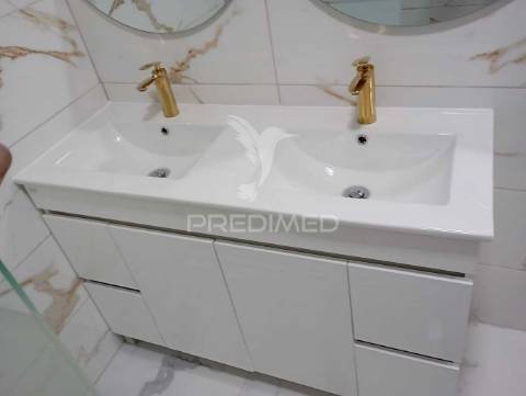 Quinta t1  área  12400 m2 a 4 km almeirim e 50 minutos de lisboa