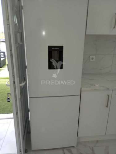 Quinta t1  área  12400 m2 a 4 km almeirim e 50 minutos de lisboa