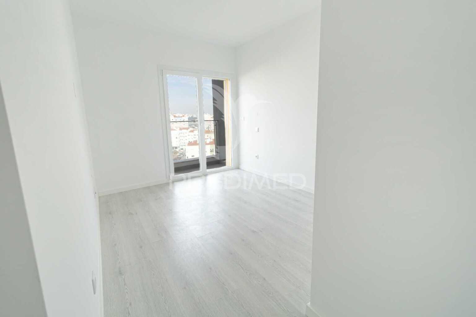 T2 duplex c/parqueamento, churrasqueira