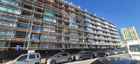 T1 novo, condomínio fechado