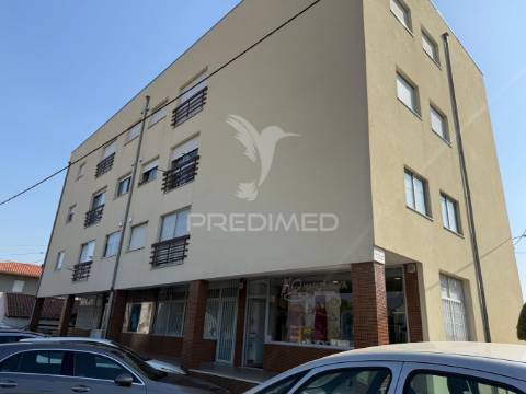 Encontre o seu espaço...fantástico apartamento renovado