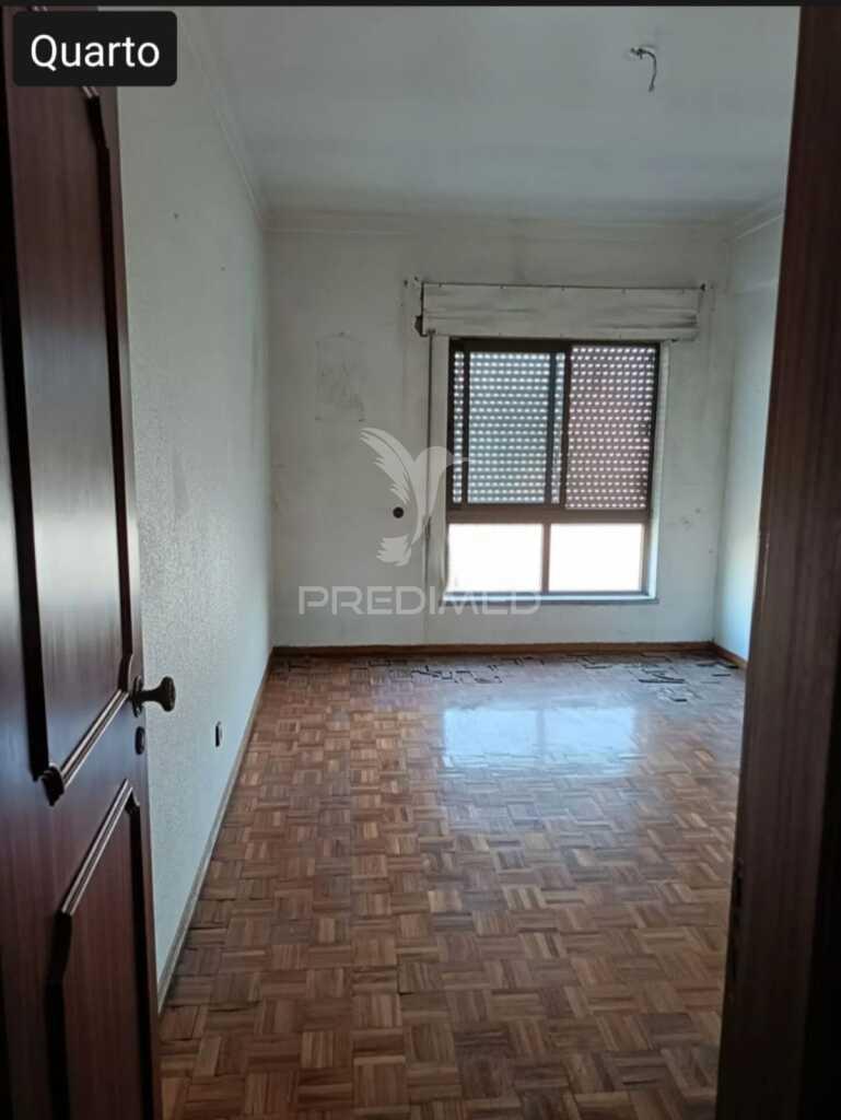 Duplex t2 + sotão aberto c./ quarto e sala ( manteigadas -  setúbal )