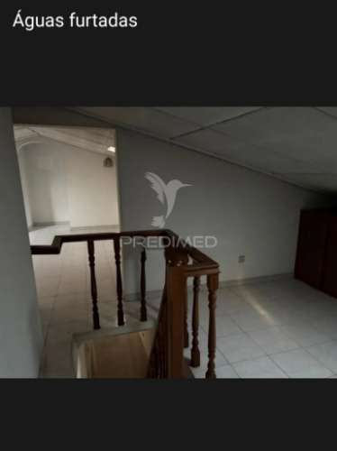 Duplex t2 + sotão aberto c./ quarto e sala ( manteigadas -  setúbal )