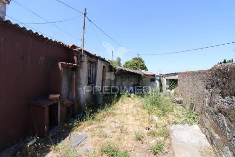 Terreno para construção,  zona aru, investimento com potencial em são mamede de infesta