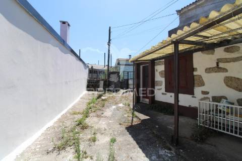 Terreno para construção,  zona aru, investimento com potencial em são mamede de infesta