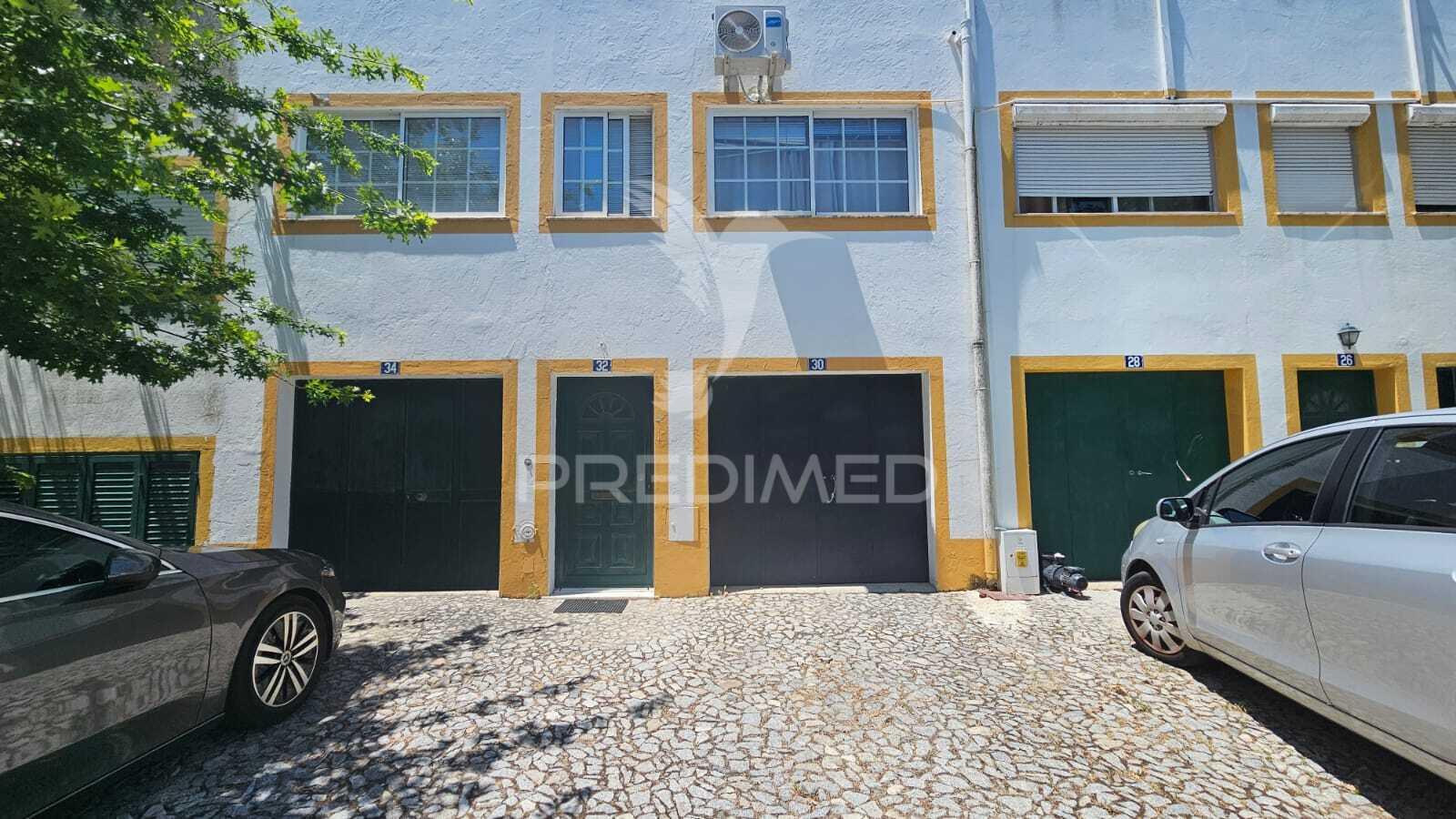 Moradia t2 de 1.º andar