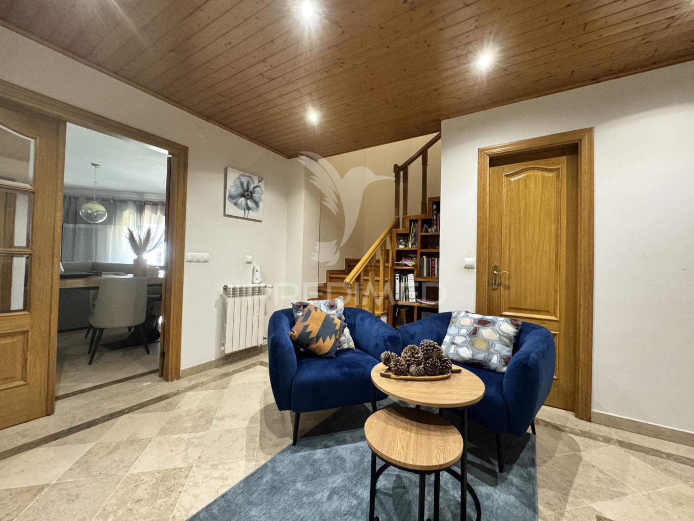 Espaçoso duplex em são domingos, santarém.