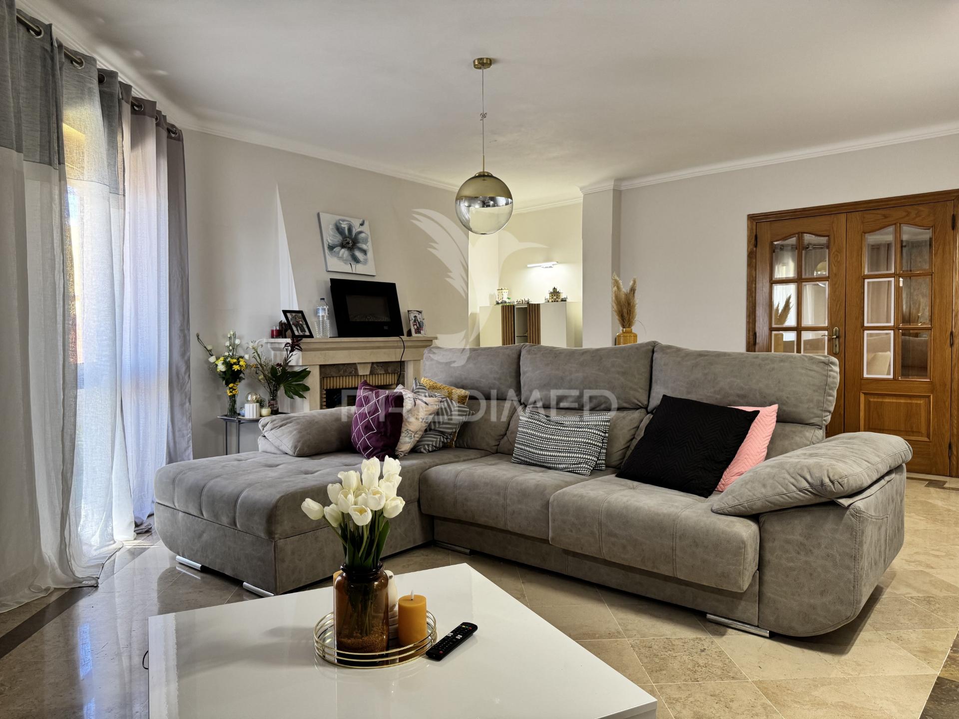 Espaçoso duplex em são domingos, santarém.