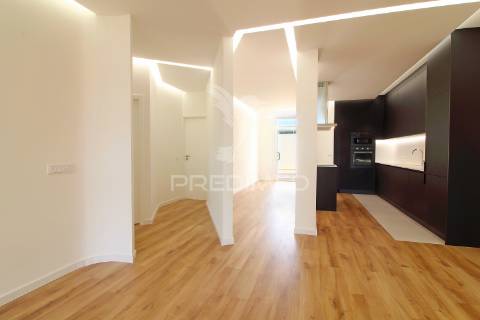 Apartamento t2 de luxo - arrendamento anual