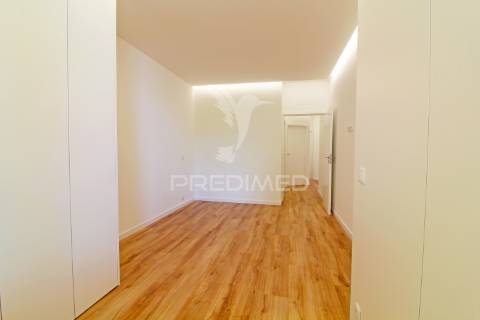 Apartamento t2 de luxo - arrendamento anual