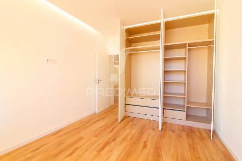 Apartamento t2 de luxo - arrendamento anual