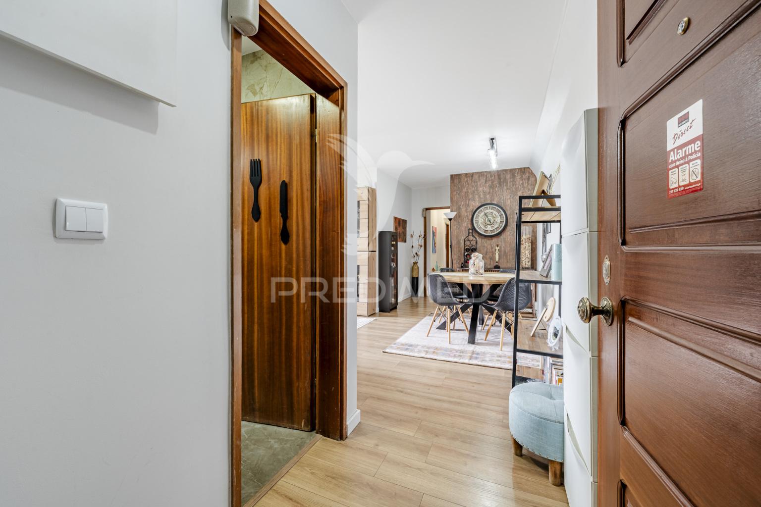 T3 renovado no afonsoeiro  – suite, escritório e vista única