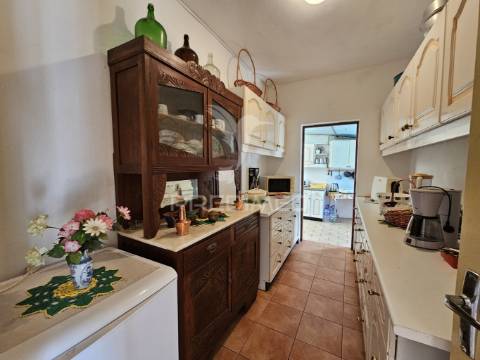 Moradia t3 com quintal e garagem